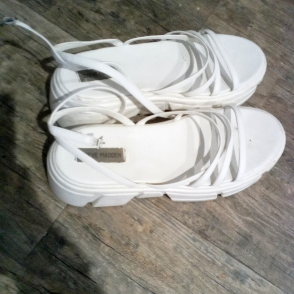 Steve Madden White Women's Sandals Size 8